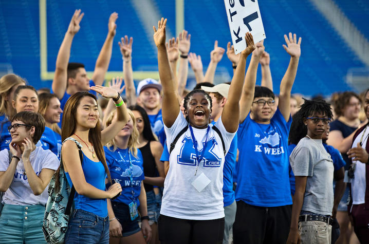 UK Freshmen Celebrate K Week's 'Caturday' 