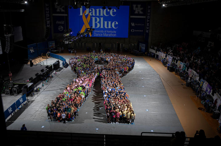 DanceBlue participants. Mark Cornelison | UK Photo.