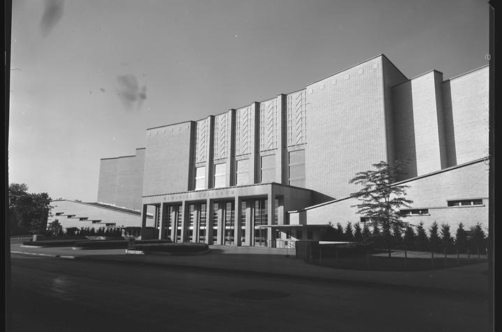 Memorial Coliseum exterior May 1954