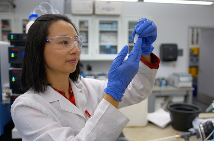 Pan Deng, a postdoctoral researcher with UK’s Superfund Research Center, is leading a study that shows a high-fiber diet could possibly reverse the harmful effects environmental toxins like PCBs have on cardiovascular health.