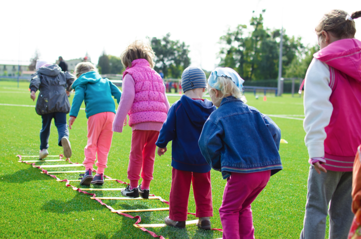 Kids playing.