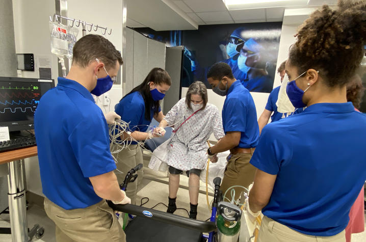 physical therapy students in ICU simulation