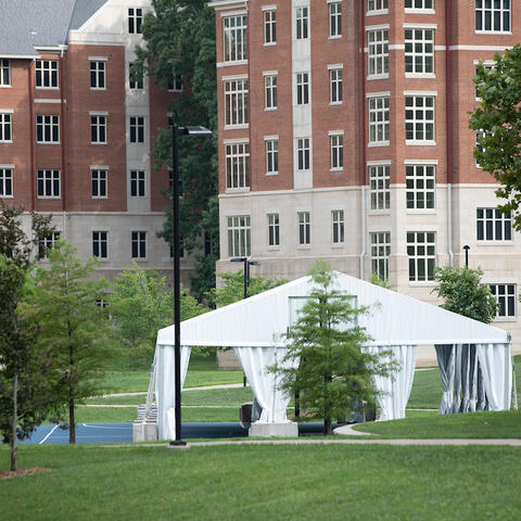 A canopy in front of a residence hall. Mark Cornelison | UKphoto