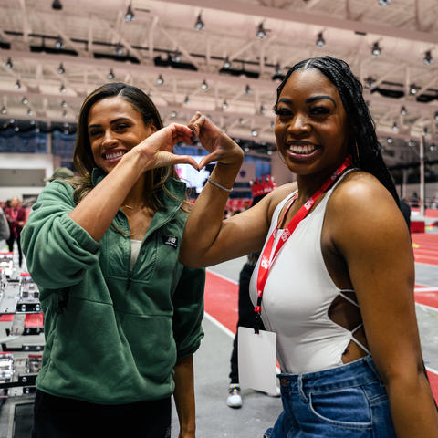  Katelyn (right) at 2023 New Balance Nationals with former UK Track and Field athlete Sydney Mclaughlin-Levrone, Olympic gold medalist and 400m hurdle world record holder. 