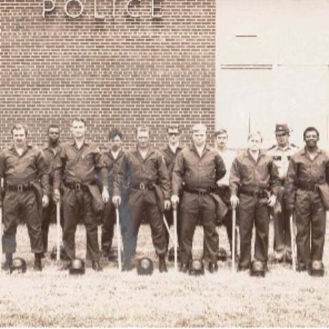 UK police officers, including Robert Stoudemire, on campus