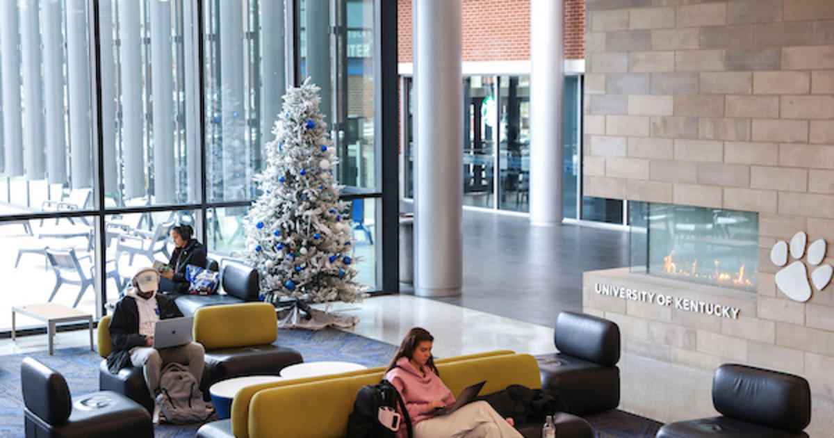 President Capilouto: Warm wishes for a joyful holiday season