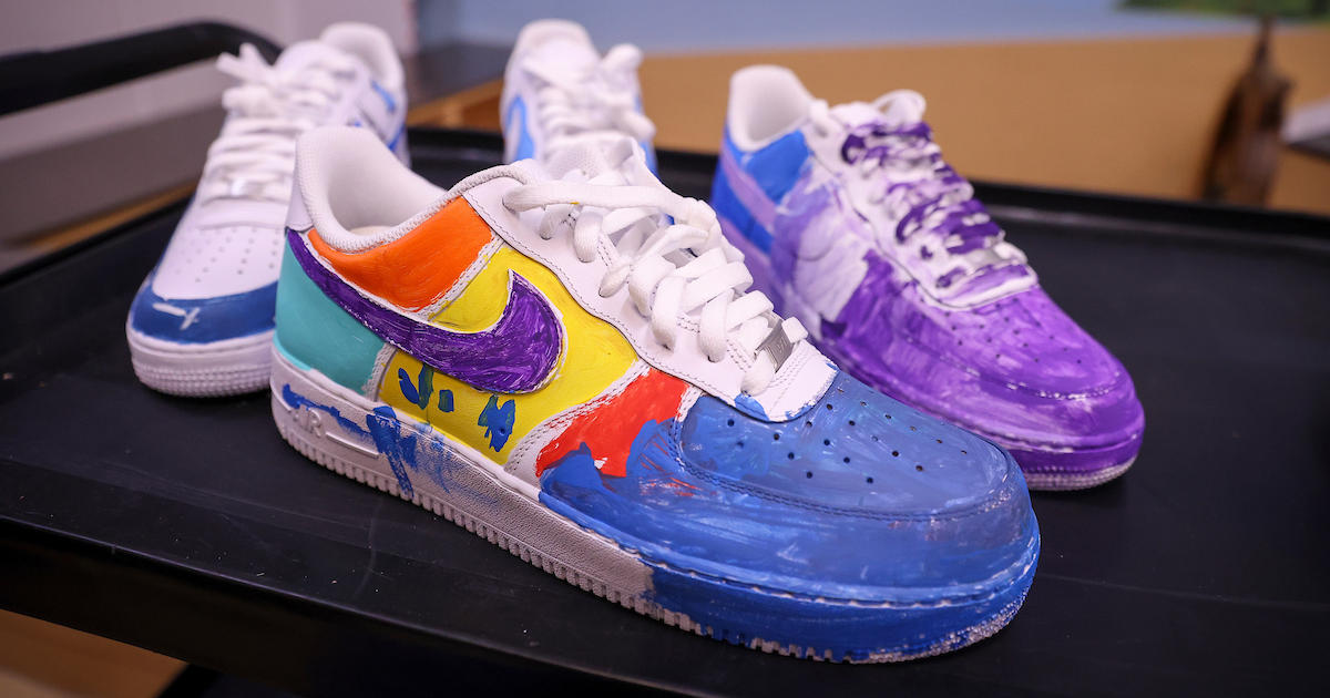 Pediatric patients, UK women’s basketball team up for colorful collaboration