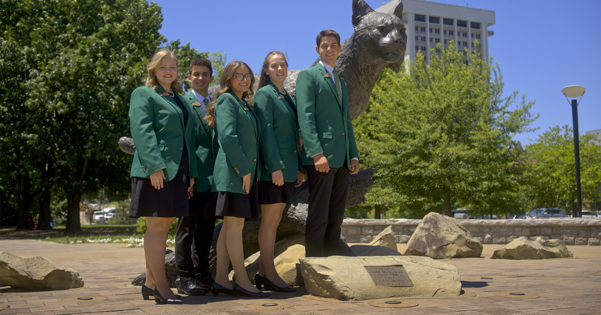 Retiring the green jacket: 2025-26 Kentucky 4-H state officers reflect on leadership, service