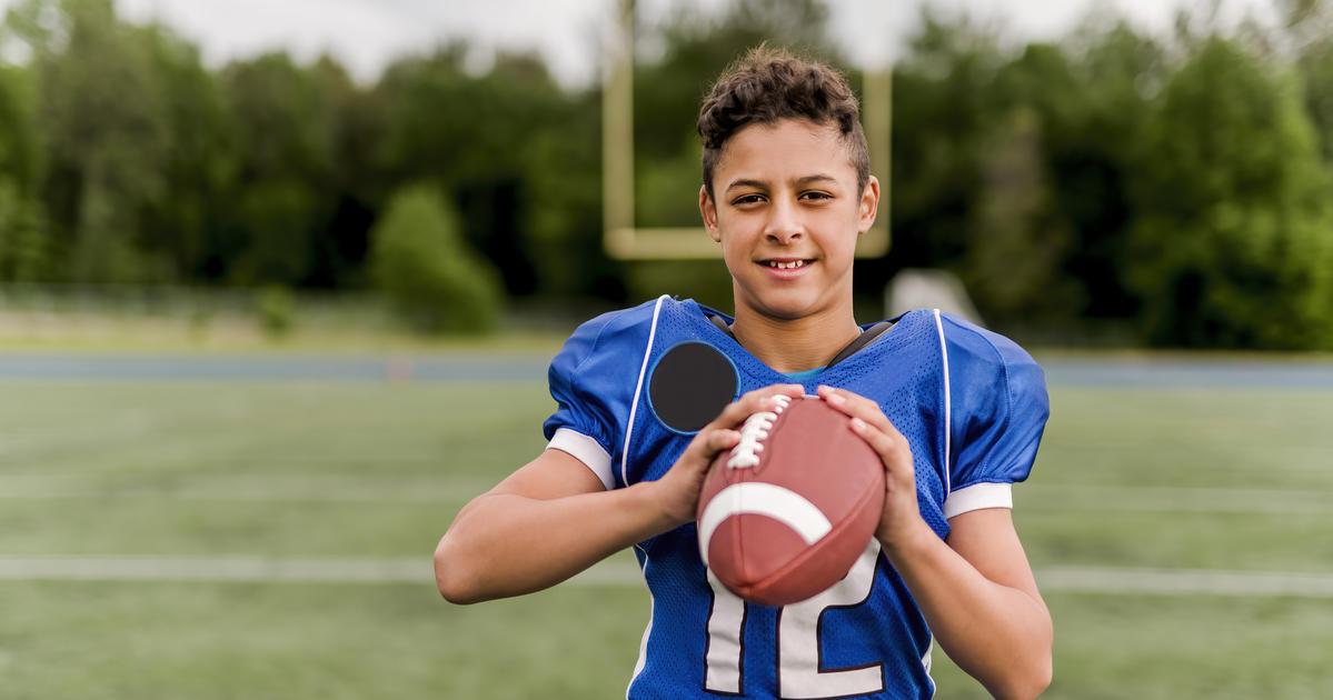 Teenage soccer player's sudden cardiac arrest shows importance of on-site  athletic trainers, MUSC