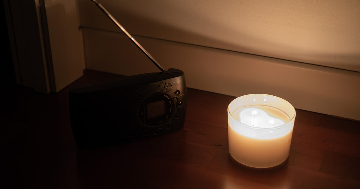 Power outage? Tips for staying warm and safe