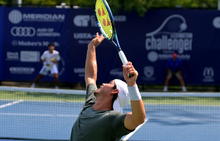 Photo of tennis player Alex Bolt