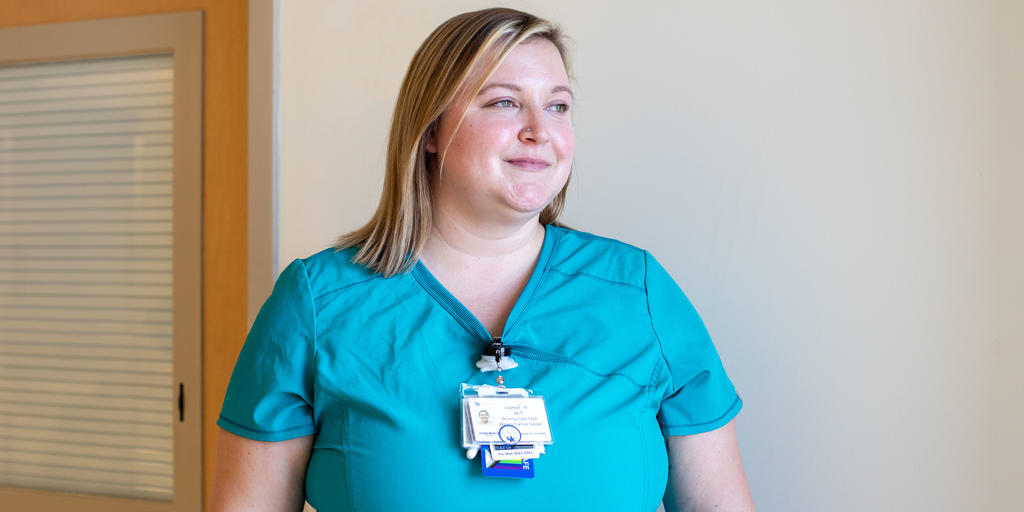 Cancer survivor now works with Markey team that saved her life - Vimarsana News