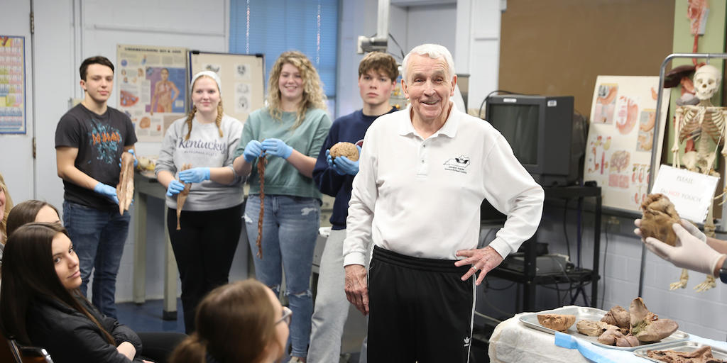 Donald T. Frazier Science Outreach Center impacting the lives of K-12 kids for 30 years - Vimarsana News