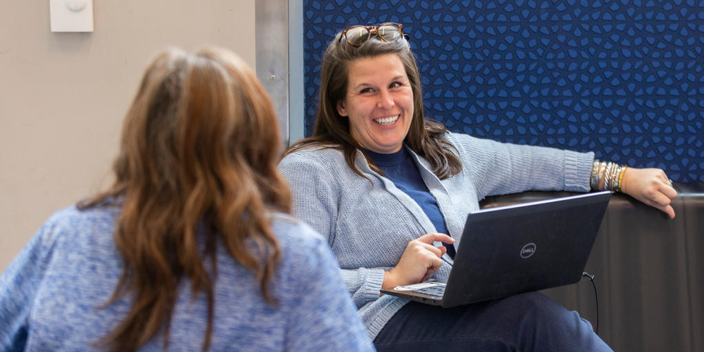 Advising Network accepting nominations for Ken Freedman Outstanding Advisor Awards - Vimarsana News