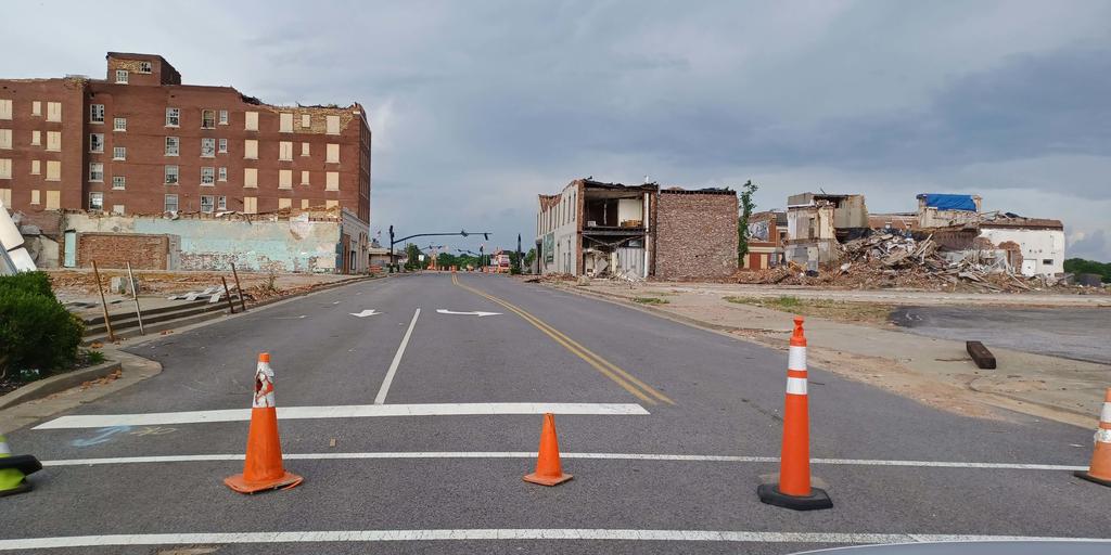 Mayfield Tornado Oral History Project commemorates loss, celebrates resilience of Western Kentucky community - Vimarsana News