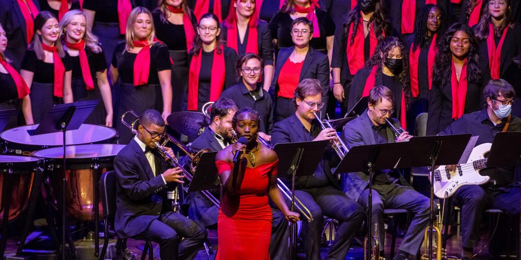 UK Fine Arts artists 'make a joyful noise' this holiday season - Vimarsana News