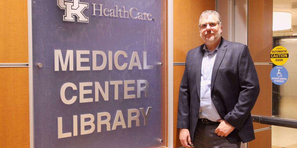 University Senate names Jason Keinsley 2022 Outstanding Senator - Vimarsana News