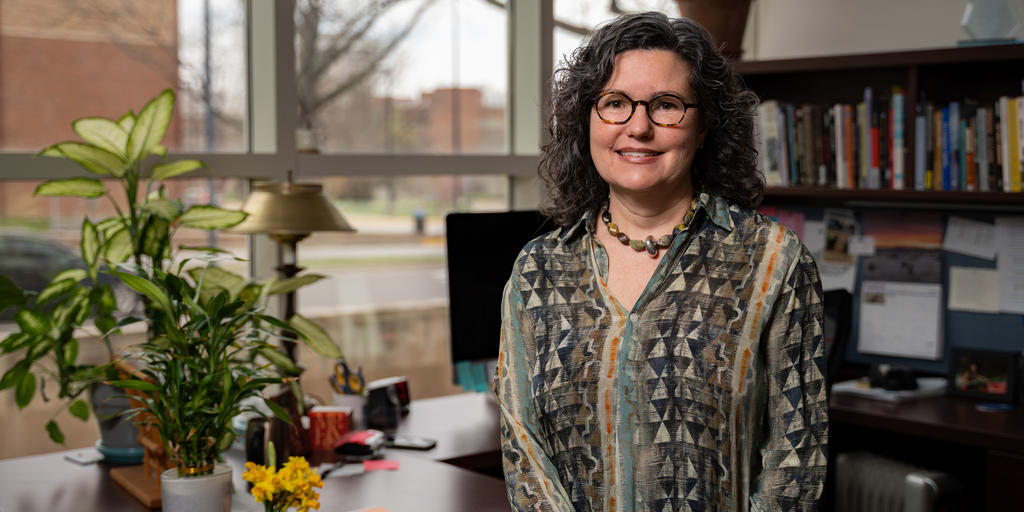 Women Making History: UK researcher works to preserve collective memory of WWI - Vimarsana News