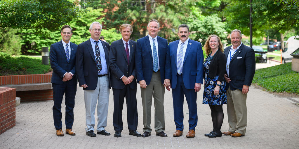 Farish Fund Gives $5 Million to Establish New Markey Urologic Cancer Program - Vimarsana News
