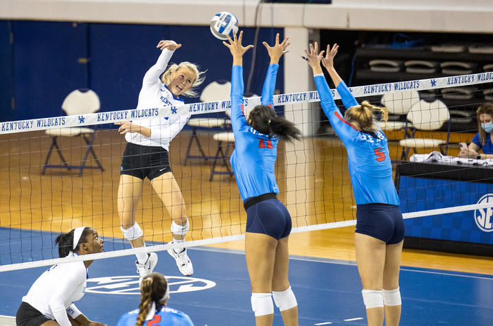 Sports Game/ Action photo finalist "Volleyball vs Ol Miss" photo by Jack Weaver.