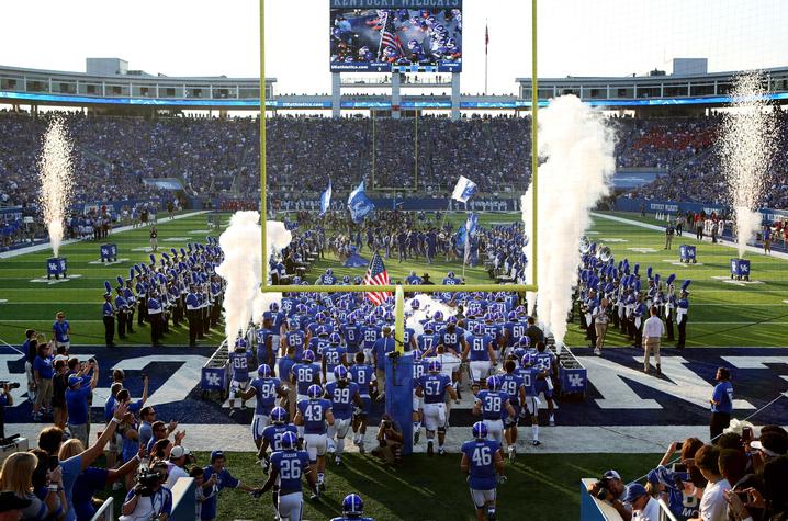 UK Football at Commonwealth Stadium