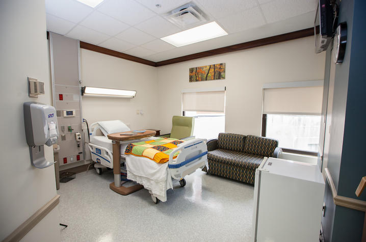 hospice inpatient room