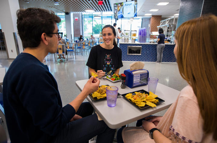 photo of students eating at champions kitchen