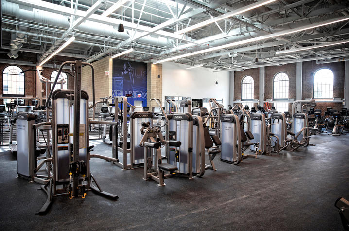photo of machines in Alumni Gym