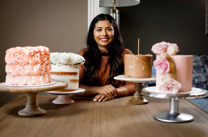 Photo of Aqsa Qureshi with her custom cakes