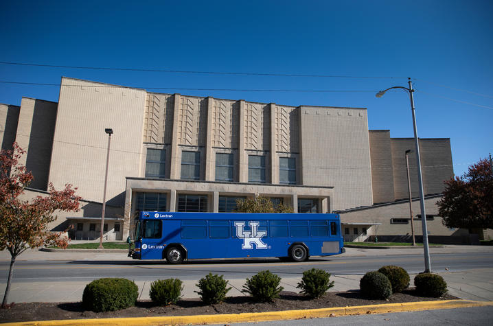 photo of Memorial Coliseum. 