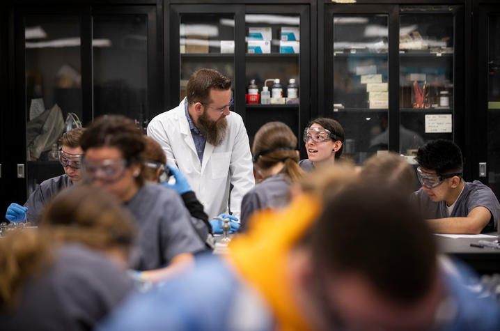 Lou Hirsch instructs students in a classroom