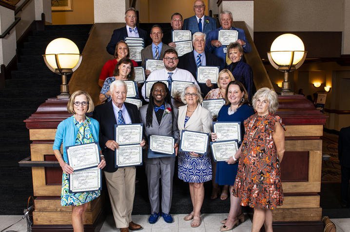 photo of UK Alumni Association club award recipients