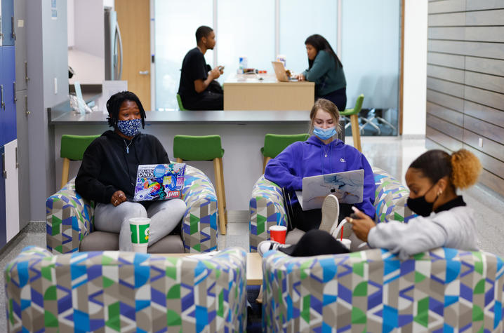 Students utilizing space in the newly expanded Student Center. 