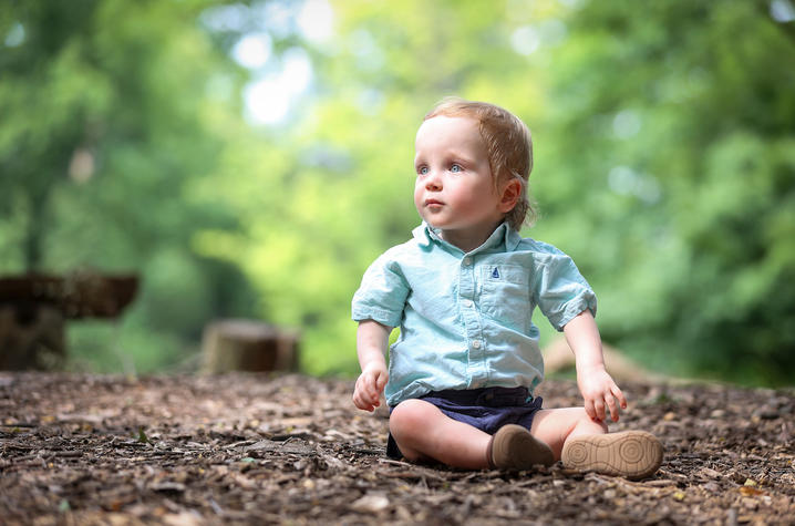 Image of Nolan Polston sitting outside