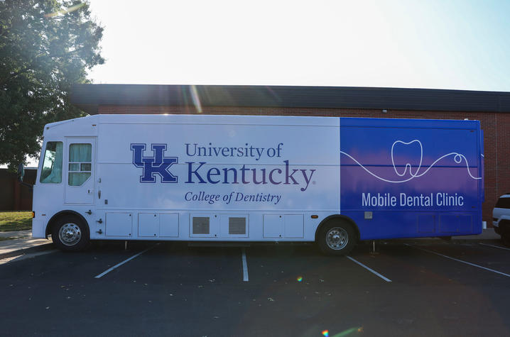 College of Dentistry gathered to unveil the fresh new look of their mobile dental clinic. Carter Skaggs | UKPhoto