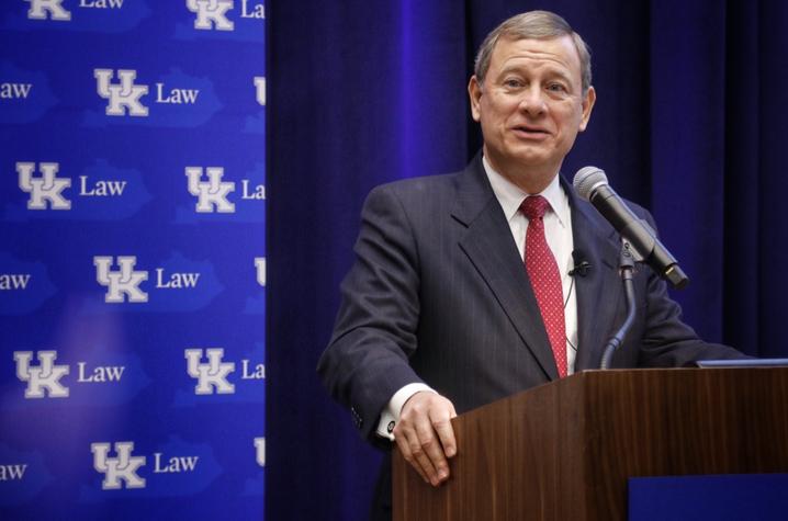 photo of Hon. John G. Roberts Jr., Chief Justice of the United States, speaking at UK