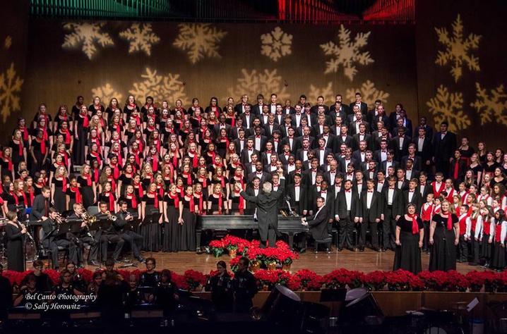 photo of full stage performance with 2 soloist, UK Choirs and Lexington Singers Children's Choir at "Collage"