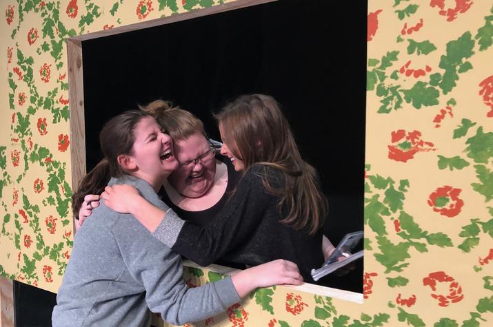 photo of the 3 sisters in UK Theatre's production of "Crimes of the Heart"