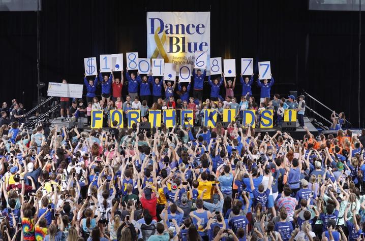 photo of the DanceBlue fundraising reveal