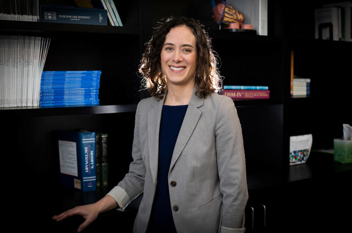 Photo of Dr. Laura Fanucchi