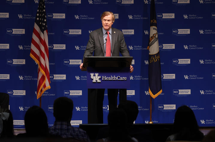 B. Mark Evers, M.D., Markey Cancer Center director, welcomes visitors to the proclamation presentation. Mark Cornelison | UK Photo