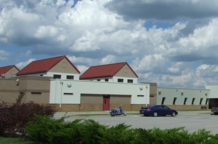 photo of exterior of juvenile justice facility