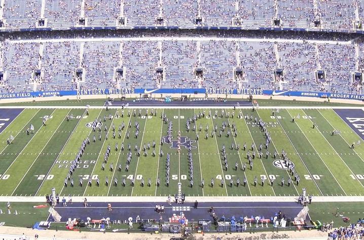 photo of Wildcat Marching Band in 22 formation at UK's opening game of 2019