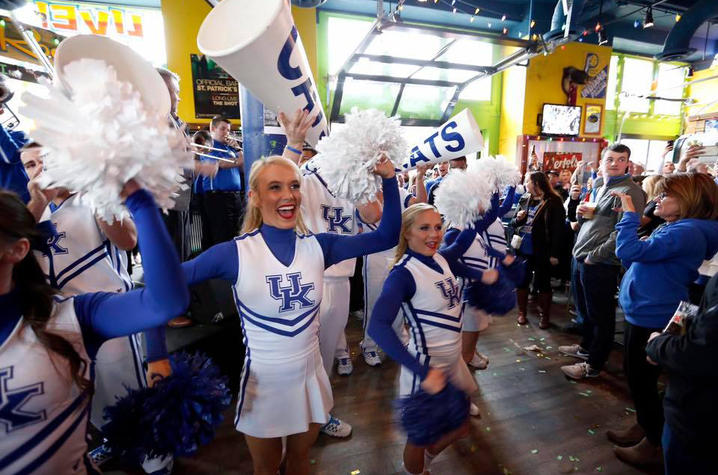 Cheer the Cats in Memphis