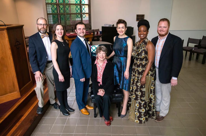 photo of Marlon Hurst, Kayleen Sánchez, Joseph Kingsbury, Audrey Rooney, Amy Broadbent, Tanyaradzwa Tawengwa and Zach Klobnak