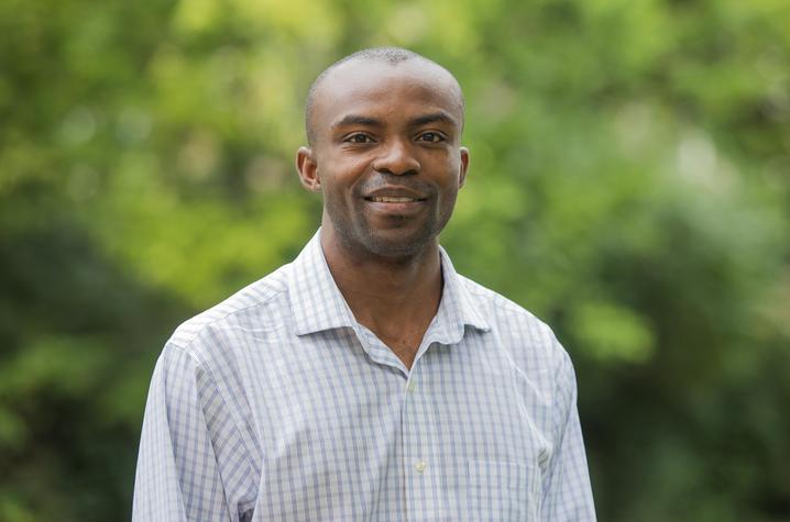 The lab of Markey Cancer Center's Samuel G. Awuah, Ph.D., developed new chemical compounds that show promise in the development of anticancer drugs.