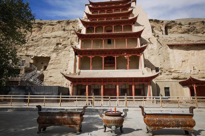photo of temple at Mogao grottoes 