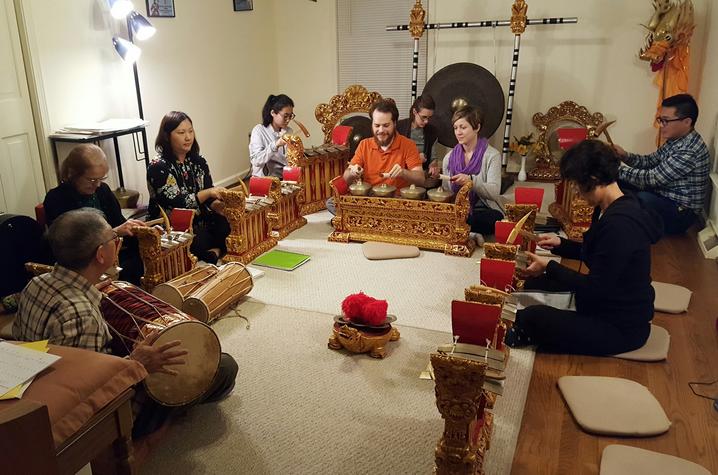 photo of UK Balinese Gamelan Angklung Ensemble rehearsal