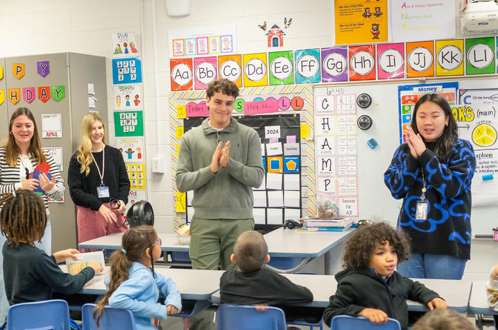 For their final exam, UK students led second graders in learning activities at Breckinridge Elementary School. Photo by Amanda Nelson. 