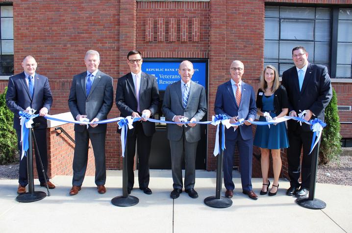 photo of ribbon cutting